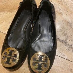 Tory Burch classic flats size8.5 mint condition